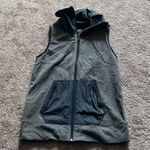Under Armour  Running Vest SIZE S Photo 0