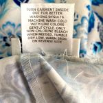 David Loren| White/blue flower print pencil skirt with belt loops & back slit White Size 12 Photo 8