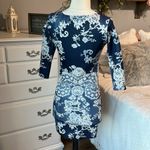 Boohoo  Dress Navy Blue White Floral Form Fitting Snug Womens 8 fits XXS XS Photo 4