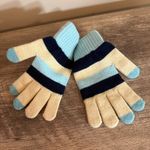 Never Worn Seattle Kraken SGA Winter Classic Knit Gloves 12/29/23 Game Vs Flyers Blue Photo 4