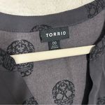Torrid Skull Short Sleeve Top Blouse Shirt Gray Black Georgette Vanity Size 00 Photo 4