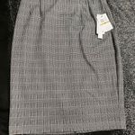 Amanda & Chelsea Womens NWT small  skirt Photo 0