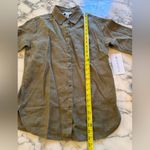 Athleta NWT Retreat Linen Olive Green Button-Up Shirt Sz XXS Photo 9