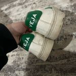 VEJA  White & Green Lace Up Sneakers Size 6 US Photo 3