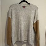 Vince Camuto Extended Shoulder Colorblock Sweater. Lrg. Silver Hthr/Latte Hthr. Photo 0