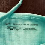 Nike Dri-Fit seamless athletic tank top, size M/L, NWT Photo 9