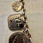 Gold tone coin necklace Photo 2