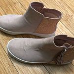 Wonder Nation  Blush Pink ankle sneaker boots size 5. Photo 0