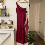 Mac Duggal NWT  Maroon One Shoulder High Slit Ruffle Gown Hi-Low Hem Size 4 Photo 2
