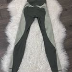 Lululemon Athletica Wade the Waters High-Rise Paddle Tight 28" size 2 Photo 2