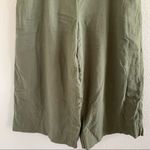 American Eagle Wide Leg Army Green Crop Pants Medium Photo 5