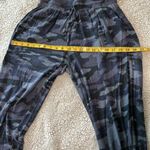 Zenana Outfitters Women's M Camouflage Slouchy Jogger Pants Gray Black Casual Loungewear Photo 6