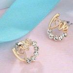 18K gold Diamond Studded Love Earrings Photo 3