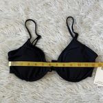 Good American New  Women’s Showoff Curve Bikini Top in black size Medium Photo 6