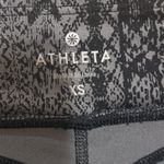 Athleta Prisma Stride Capri Legging Black Granite Grey Womens Size XS Photo 5