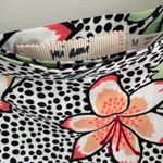 Miami summer wrap skirt wit tie closure. sz Med Photo 3