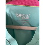 Beyond Scrubs WOMENS Cotton Scrub Top ELLIE V Neck Size Medium Blue Photo 2