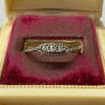 10K Yellow Gold Diamond Trilogy Twist Band Bridal Commitment Ring Size 7.25 Photo 0