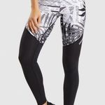 Gymshark Paradise Leggings Size Medium Photo 0