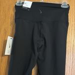 Nike Yoga Black High-Rise Cross-Over 7/8 Leggings Photo 4
