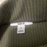 Bar III Body con olive green pencil skirt Photo 1