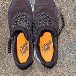 New Balance Tennis Shoes Photo 3