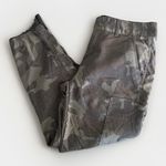prAna  Women's Camo Cargo Jogger Pants Size 2 Outdoors Hiking Activewear Photo 2