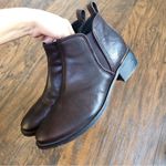 Tory Burch  • Griffith chelsea boots ankle booties dark brown leather logo low Photo 7