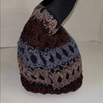 MAROON BLUE BROWN CROCHETED CHENILLE SHOULDER BAG WITH BLACK FELT STIFF HANDLE Red Photo 7
