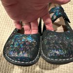 ALEGRÍA By PG LITE MULTICOLOR IRIDESCENT SHIMMER CLOG CONFORM SHOES LEATHER 40 Blue Size 9 Photo 1