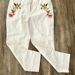 Loft  Marisa Style Ankle/Capri Pants In Floral Design, Cream Colored, Size 10 Photo 0