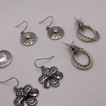 Lot Of 4 Dangle Drop Earrings Pierced Bead / Metal Silver Tone 1 Two Tone Photo 3