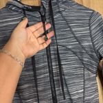 Lululemon women’s Hooded Define Jacket Nulu Heathered Black White size 4 Photo 1