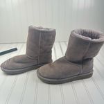 UGG  AUSTRALIA Classic Short Purple Suede Boots Sheepskin Women’s Size 7 Photo 2