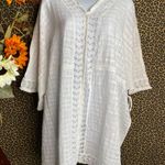 Doe & Rae ✅3/$30✅NWT  White Oversized Embroidered Cotton Swimsuit Cover-Up MED Photo 7