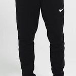 Nike Standard Fit Tapered Leg Sweatpants Men’s  Photo 0