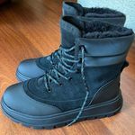 Koolaburra by UGG Deza Boot☃️☃️ Black Size 9 Photo 0
