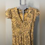 Maurice's ‎ Babydoll Dress Yellow Floral Short Flutter Sleeve Tiered Ruffle XS Photo 2