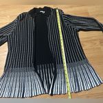 Cato Black and White  Women's plus 18/22w pattern top layering sweater/top. NWOT Photo 2