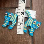 Unique Vintage Cat Earrings Lightweight Vintage Painted Photo 2