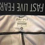 Nike  DRI FIT Women's Black/White Abstract RUN FAST LIVE FEARLESS Crop Leggings M Photo 4