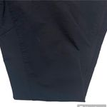 Sherpa Adventure Gear Black Pants Women’s Size 2 SHORT Zip Pockets Ankles Photo 2