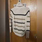 Cloud Chaser  turtleneck sweater size large Photo 3