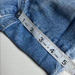 Jean Shorts Women's Size 8 GAP Mid Rise 5" Shorts Medium Indigo Jean Shorts Photo 11