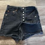 Levi's Levi’s Ribcage Denim Shorts High-Rise Photo 0