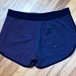 Carve Designs Breakers Blue Striped Board Shorts Women's Size 6 Photo 3
