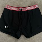Under Armour  Shorts Photo 0