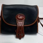 Dooney & Bourke 80’s Essex Navy & British Tan med size handbag w/ long strap Photo 1