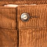 Hollister NWT- women ultra High-Rise Corduroy pants - R17/33 - light brown/gold Photo 11