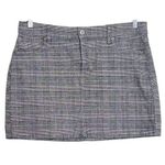 American Eagle Black and White Plaid Mini Skirt Size 14 Preppy Plaid Skirt Photo 0